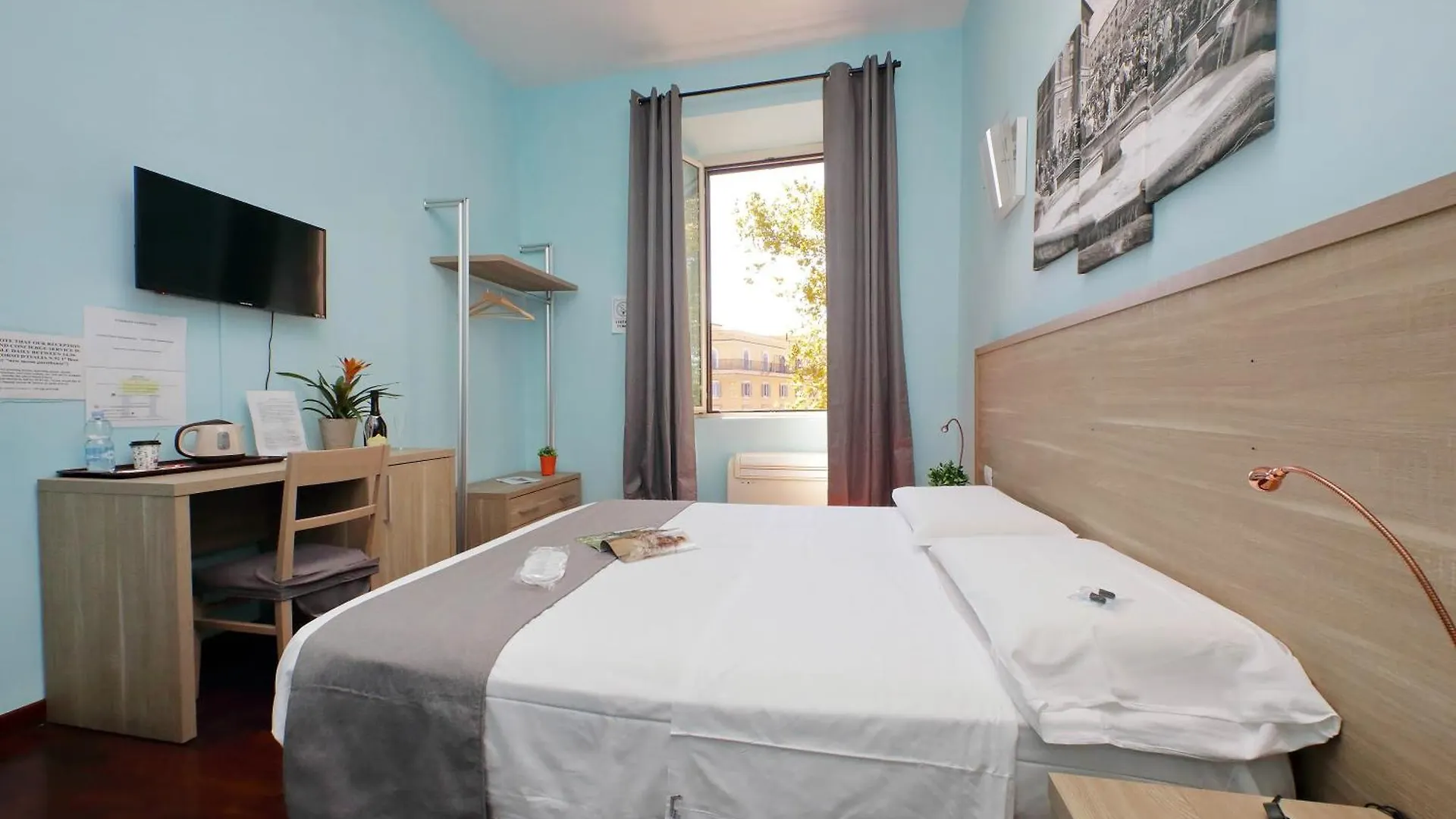 LHG Comfy Rooms Rom Italien