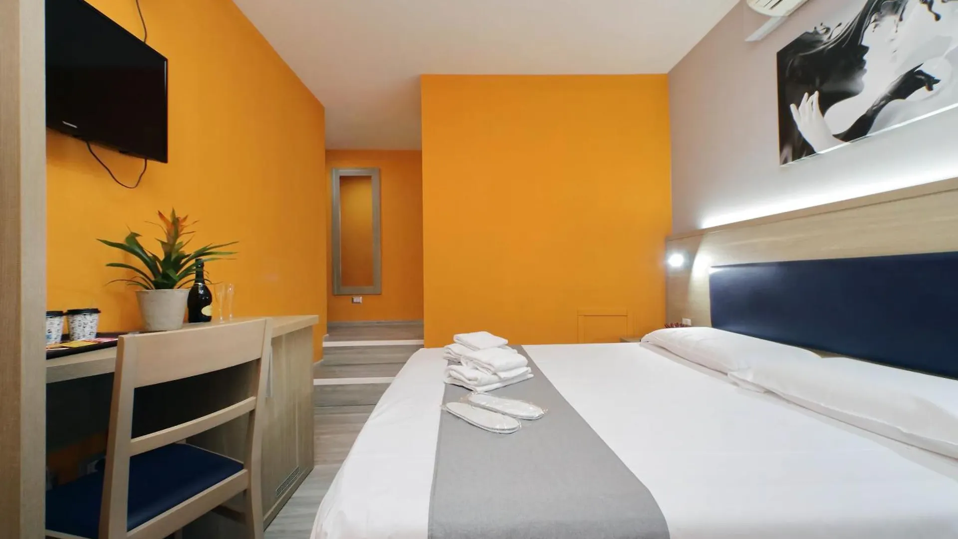 LHG Comfy Rooms Rom Italien