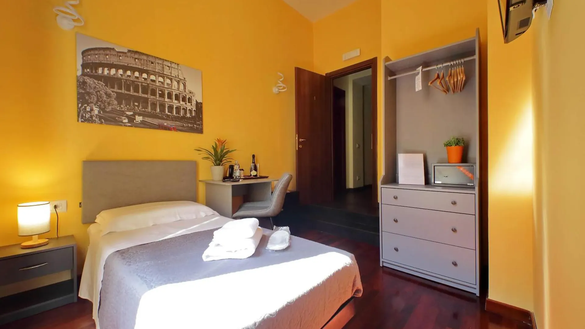 LHG Comfy Rooms Rom
