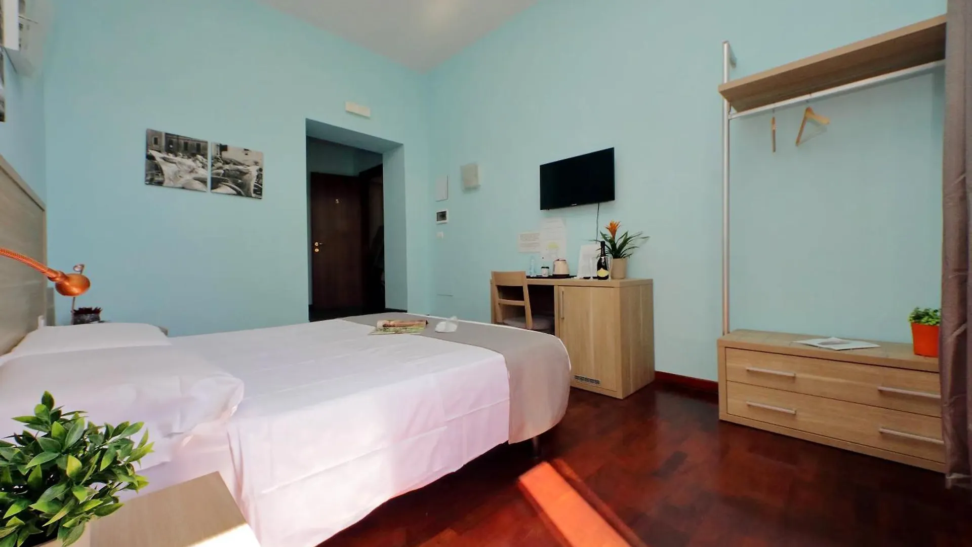 Lhg Comfy Rooms Rzym 2*,