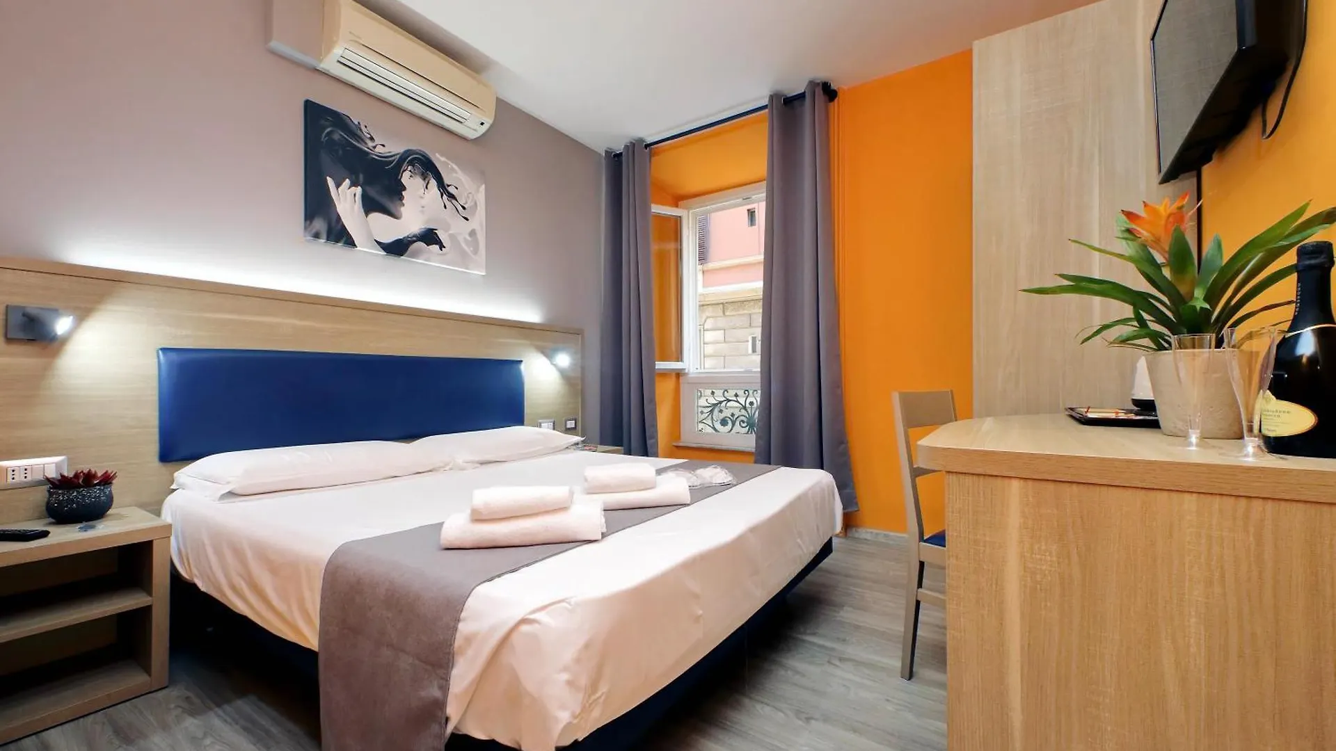 Lhg Comfy Rooms Rzym 2*,  Włochy