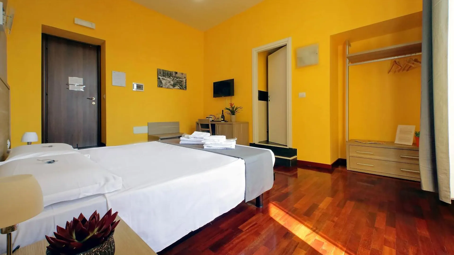Lhg Comfy Rooms Rzym